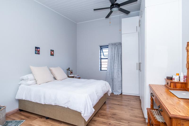 1 Bedroom Property for Sale in Tokai Western Cape